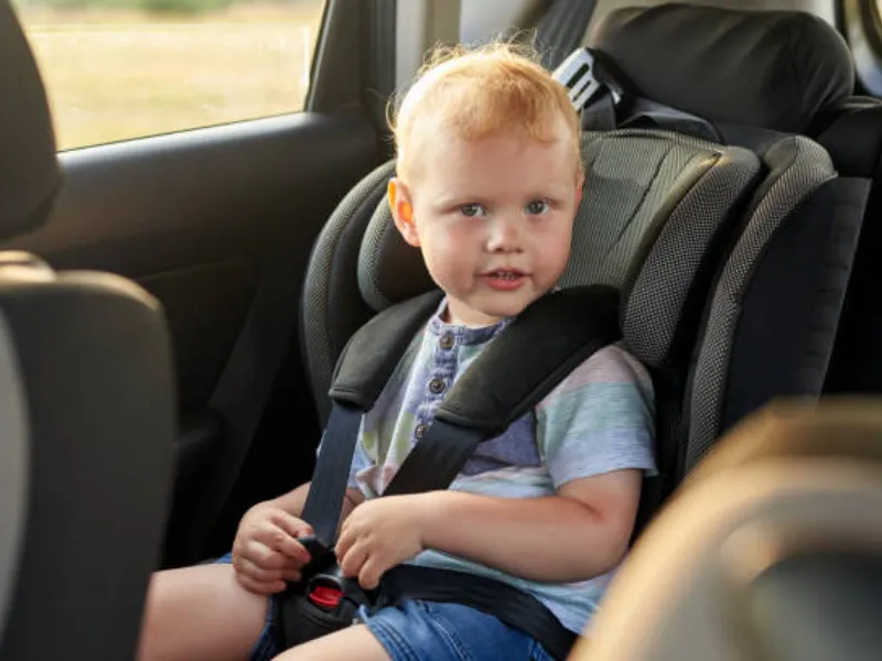 Convertible Car Seat vs Infant Car Seat: A Guide for Parents